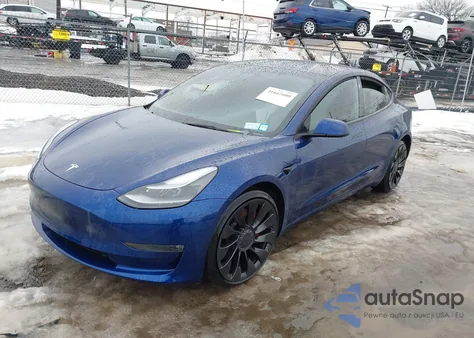 2022 Tesla Model 3 Performance Dual Motor All-Wheel Drive z USA, uszkodzony, nr VIN 5YJ3E1EC0NF354858